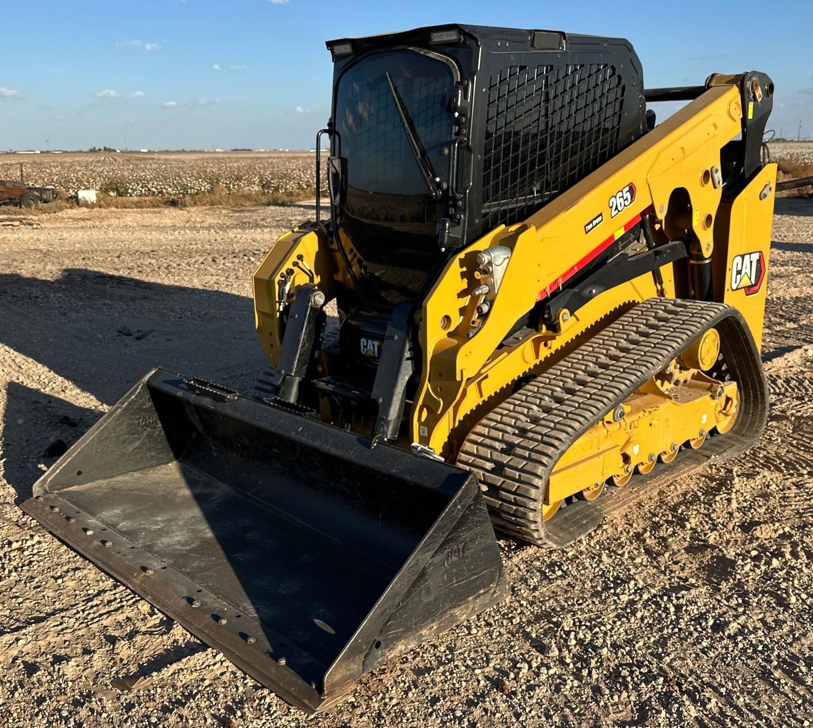 2024 Caterpillar 265 Skid Steer