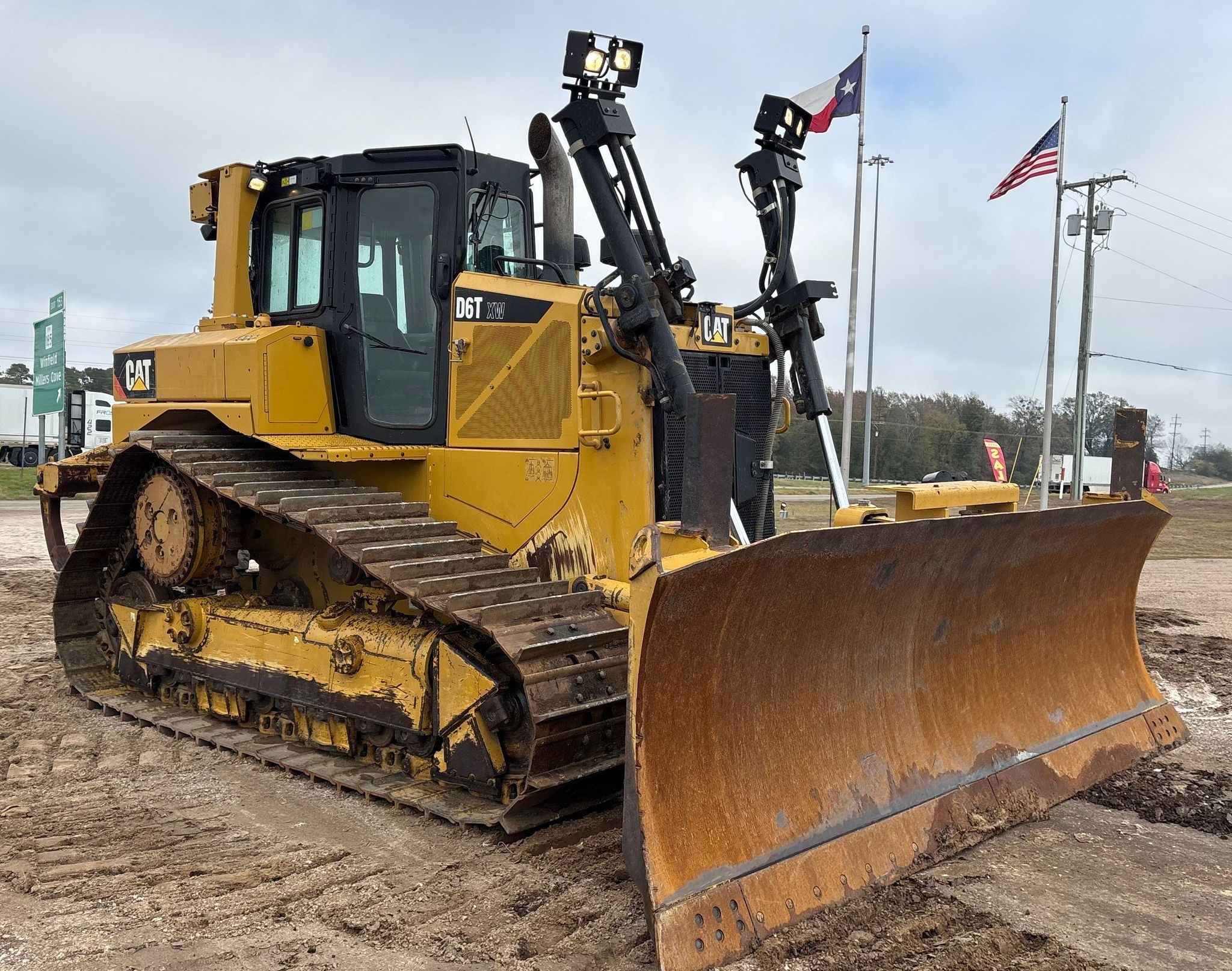 2018 Caterpillar D6T XW dozer